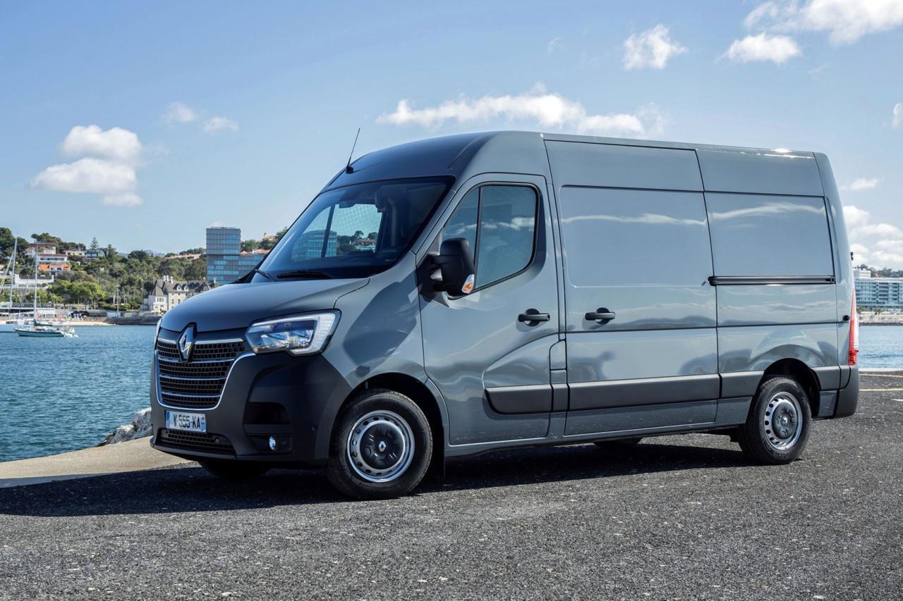 Renault Master review (2021) | Parkers Renault Master review (2021) | Parkers