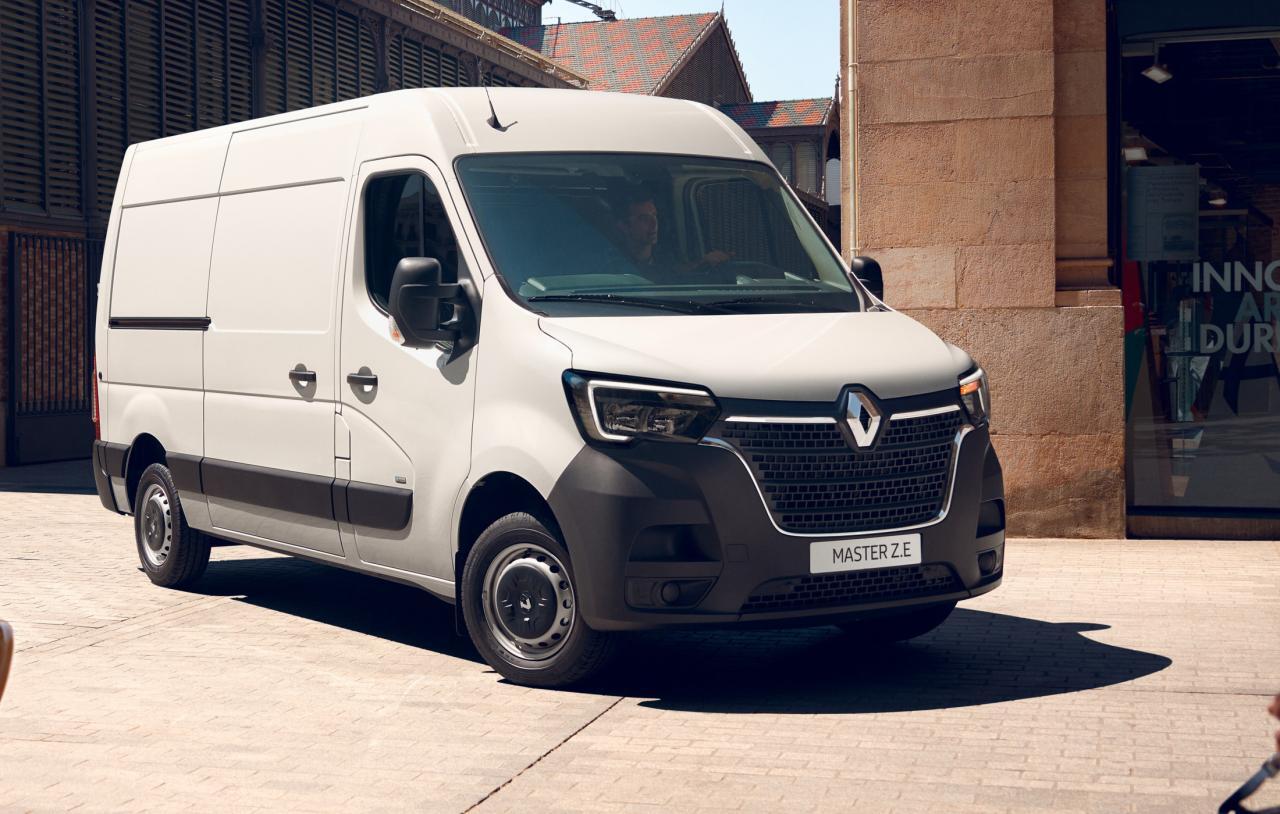 Renault Master Z.E. van review | DrivingElectric Renault Master Z.E. van review | DrivingElectric